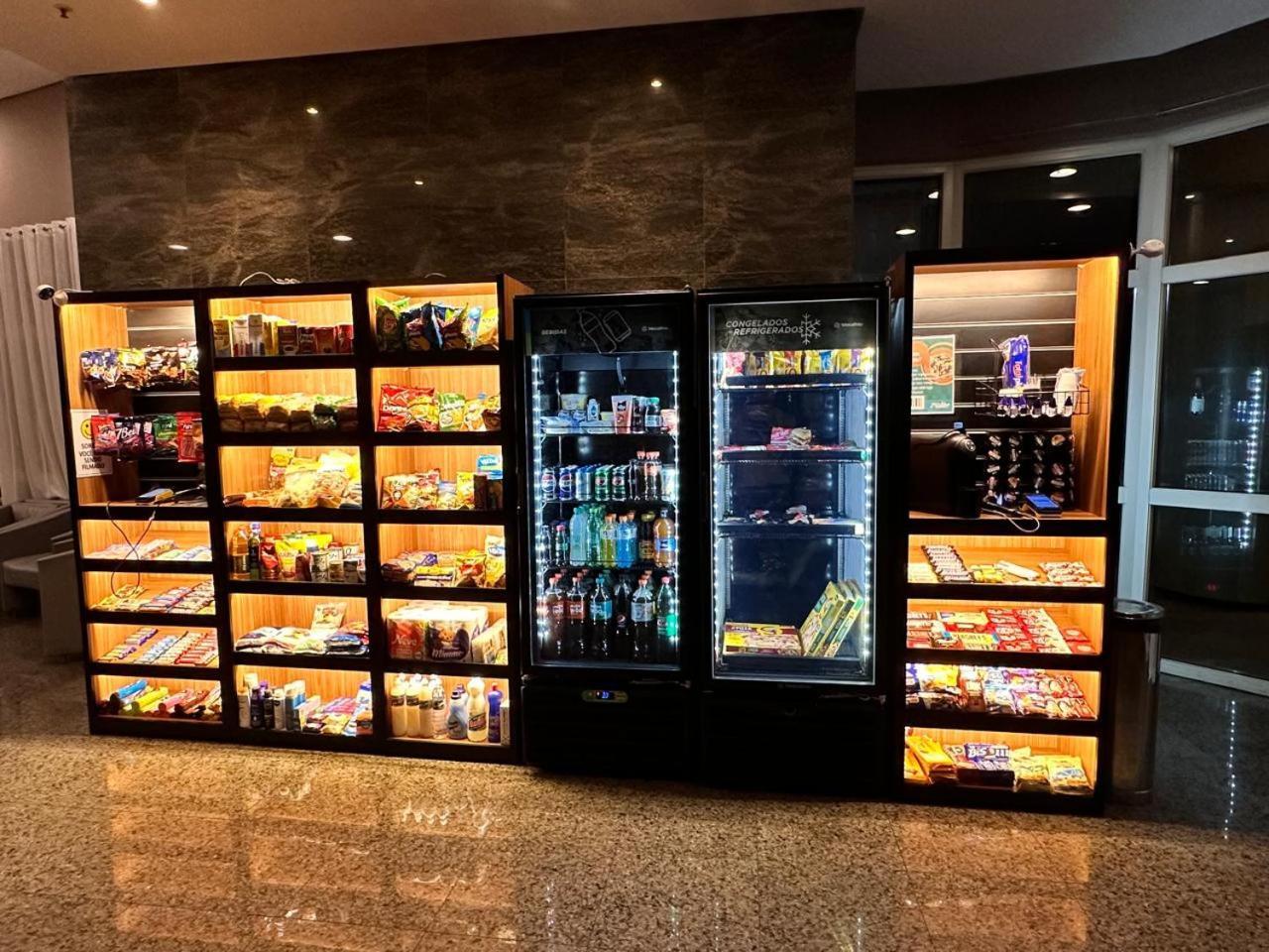 Flat Com Vista Panoramica -15- Na Barra Da Tijuca - Estacionamento Gratuito - Frigobar - Ar Condicionado - Piscina - Academia - Balsa Para Praia Gratis - Varanda - Vista Parcial Mar E Lagoa Río de Janeiro Exterior foto